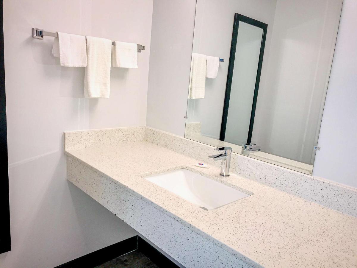Studio 6 Dublin, Ga Екстериор снимка